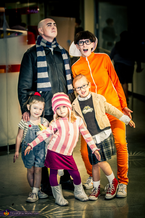 http://www.costume-works.com/despicable_me_family.html