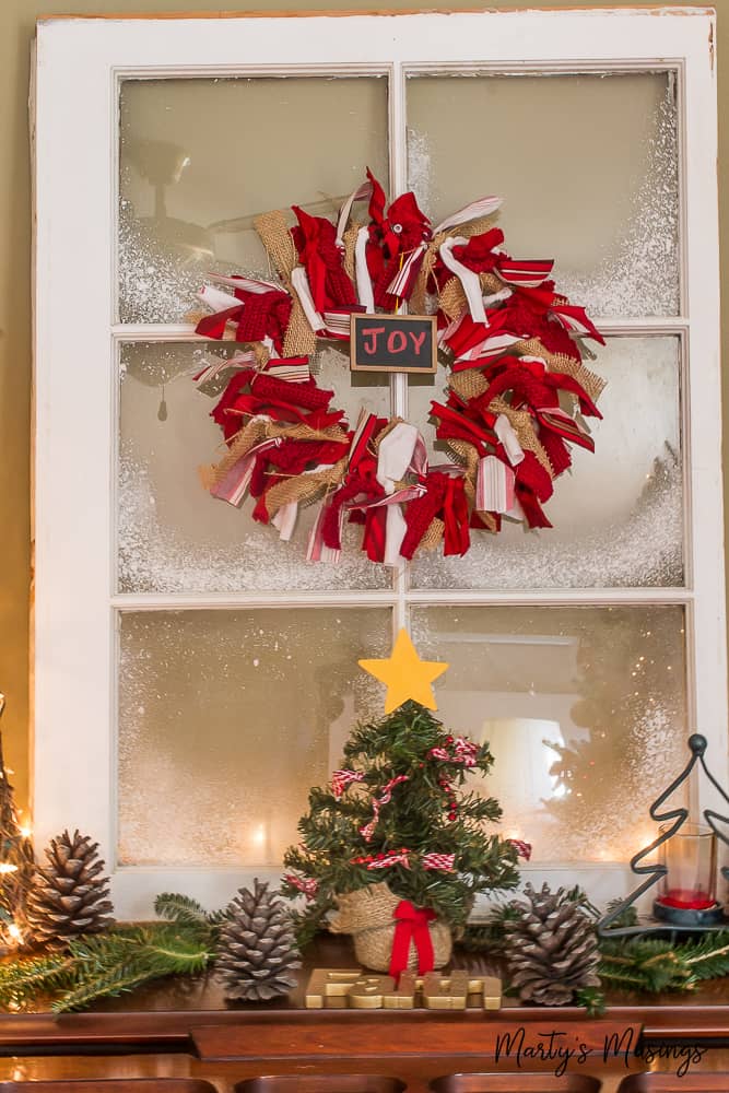 DIY Christmas rag wreath