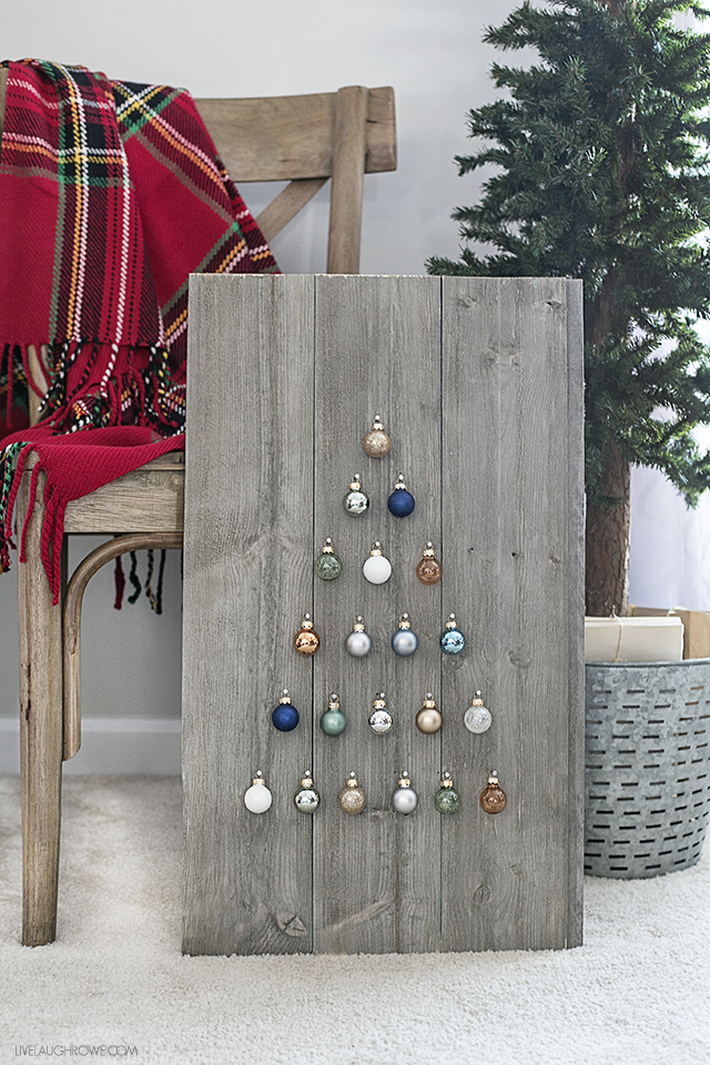 https://livelaughrowe.com/shiplap-ornament-display/