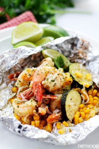 10 Easy Foil Packet Meals that the family will enjoy, and virtually no clean-up!