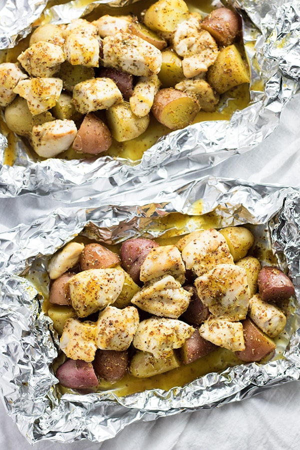 10 Easy Foil Packet Meals that the family will enjoy, and virtually no clean-up!