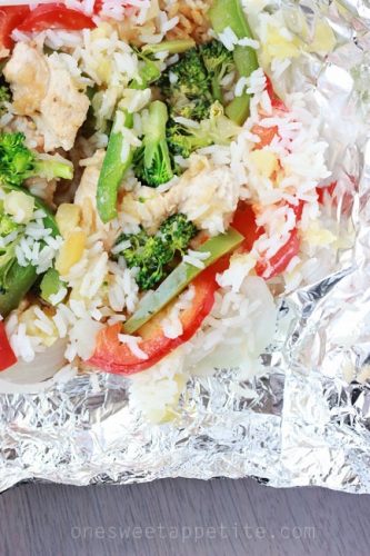 10 Easy Foil Packet Meals that the family will enjoy, and virtually no clean-up!