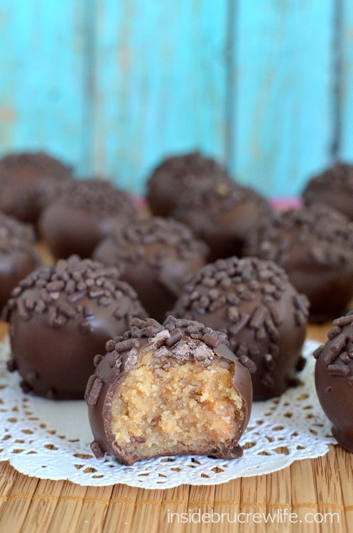 Butterfinger Cookie Dough Truffles are a sweet treat that will not last long around anyone.