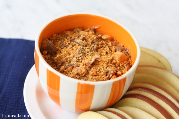 This Butterfinger apple dip is a great way to use up all those candy bars from Halloween. It’s full of butterscotch flavor with a great crunch from the butterfinger.
