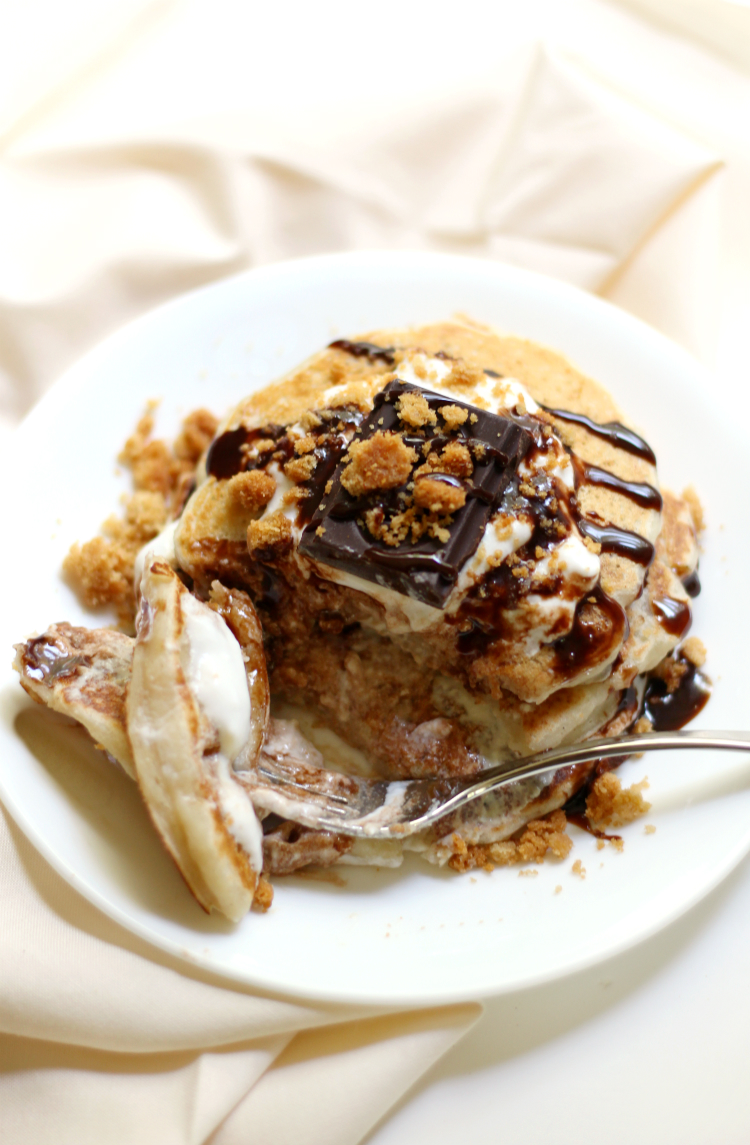 This gluten-free, soy-free, vegan recipe for s’mores pancakes doesn’t require the campfire and won’t give you a sugar crash! Young or old, everyone will love a stack of these healthy s’mores pancakes!