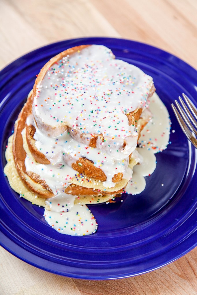 Cake Batter French Toast: Fluffy french toast that tastes just like cake batter! Finally, you can enjoy cake for breakfast!