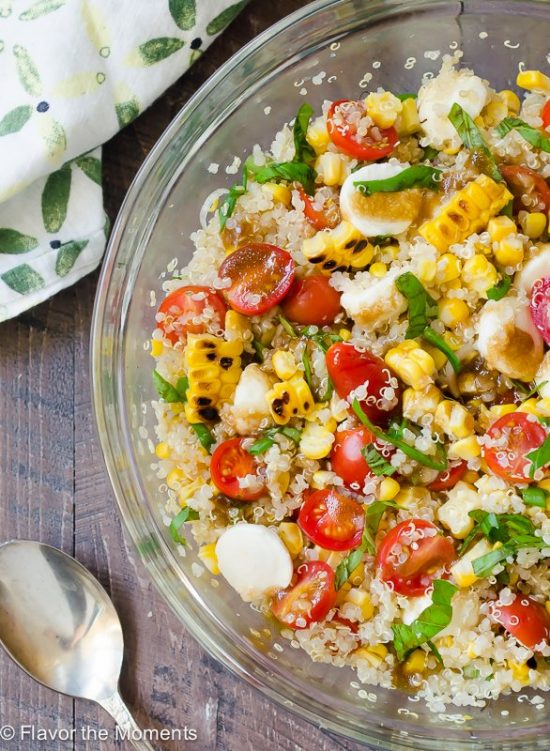 https://flavorthemoments.com/grilled-corn-caprese-quinoa-salad/