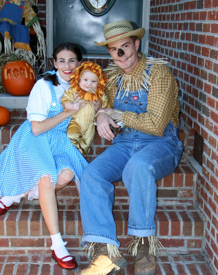 Wizard of Oz Costume Idea for a Family of 3